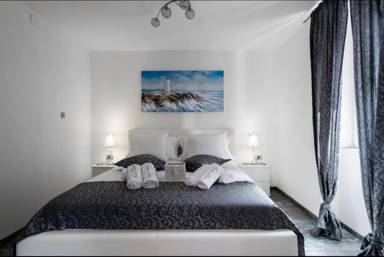 Apartment Cvita スプリト エクステリア 写真