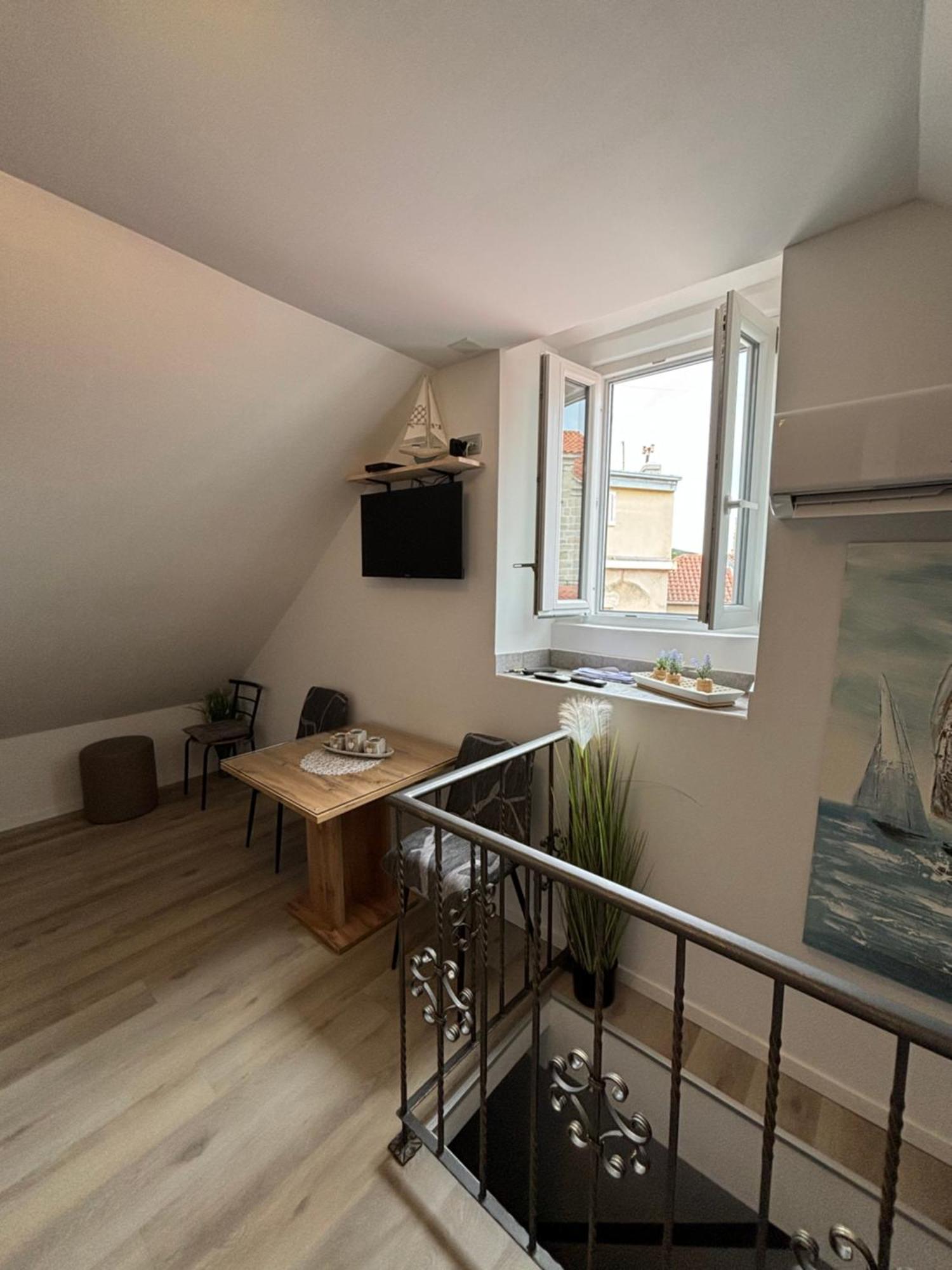 Apartment Cvita スプリト エクステリア 写真